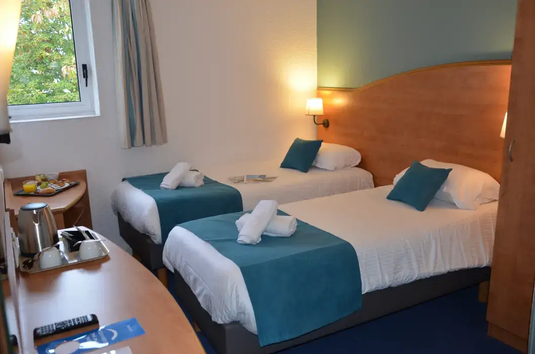 Brit Hotel Caen Hérouville 11