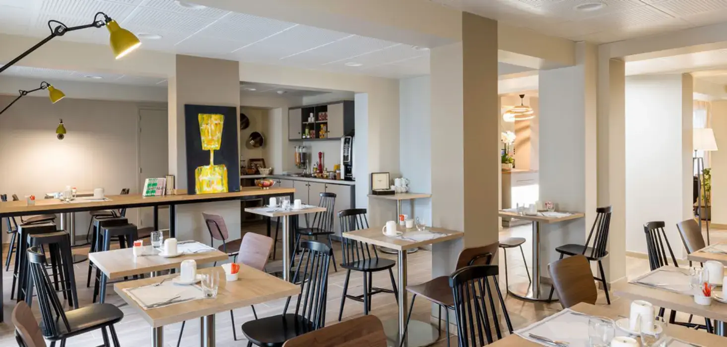 Best Western La Porte des Châteaux 5