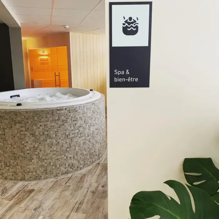Best Western La Porte des Châteaux 19