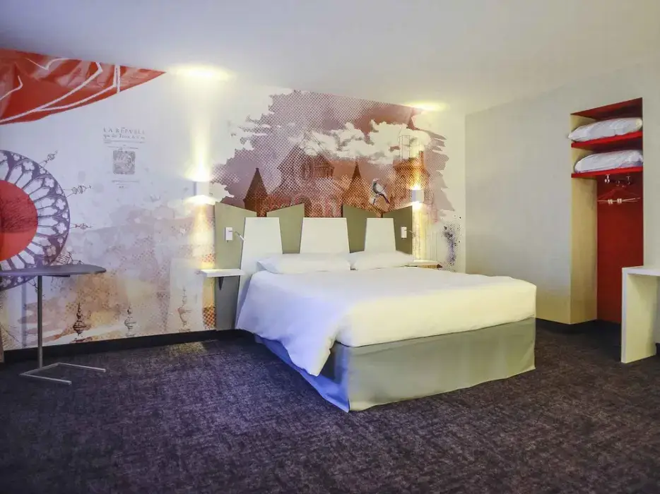 Ibis Styles Poitiers Centre 2