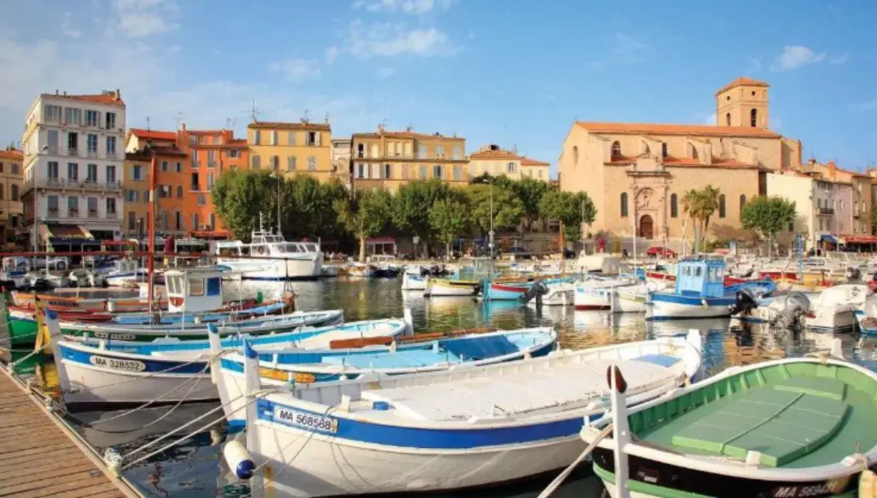 Appart'City Confort La Ciotat 9