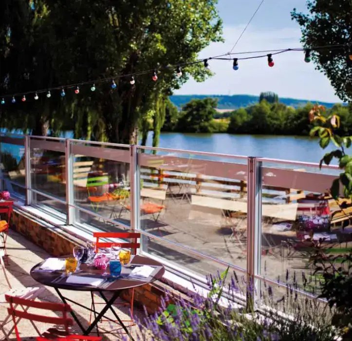 Les Canisses Hôtel Restaurant 10