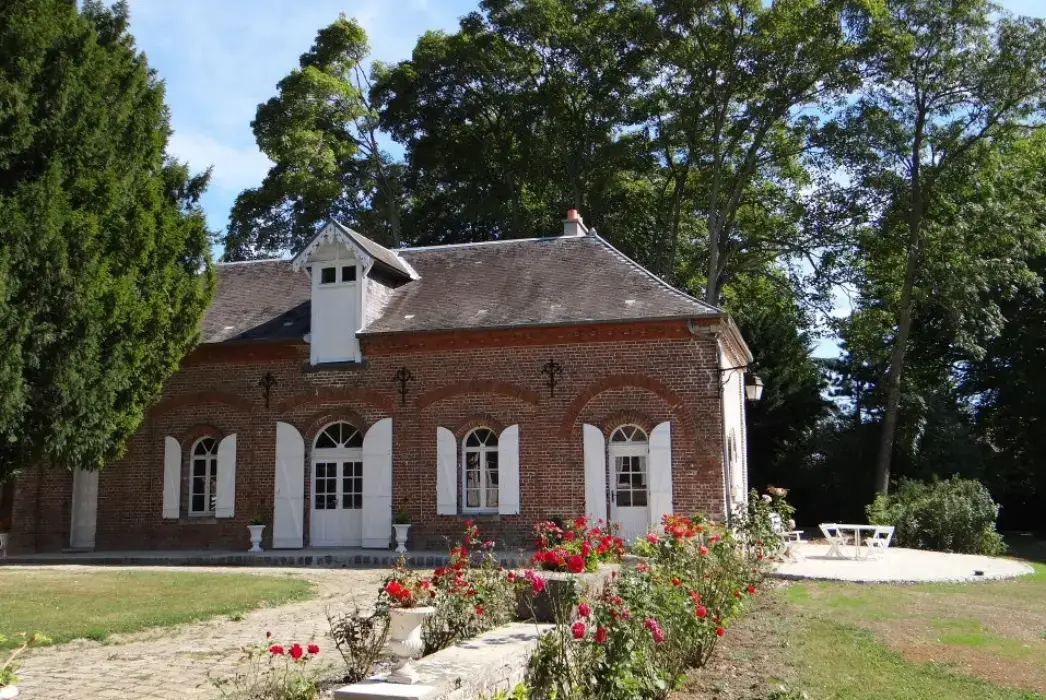 La Roseraie Sains-en-Amienois 3