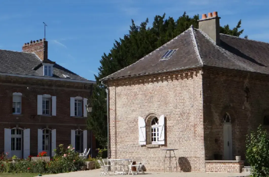 La Roseraie Sains-en-Amienois 9
