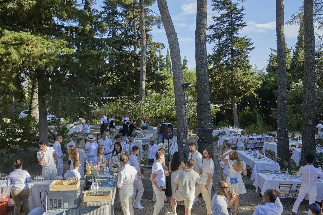 Château Les Carrasses 13
