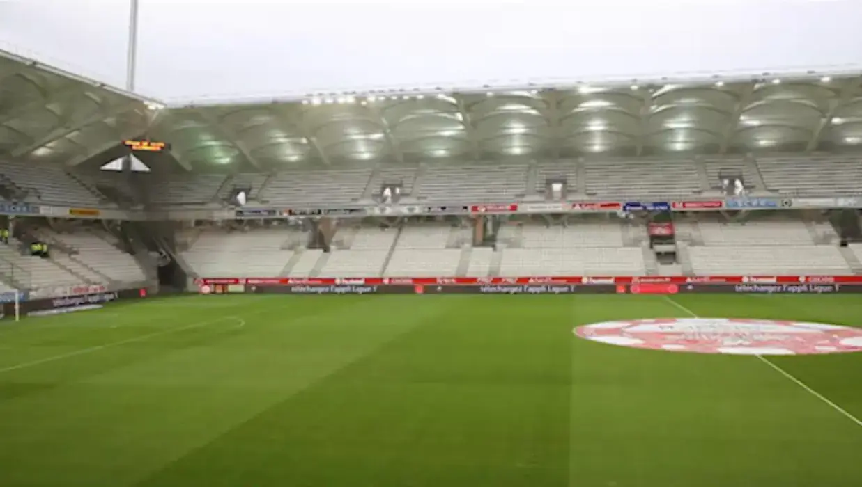 Stade Auguste Delaune 2
