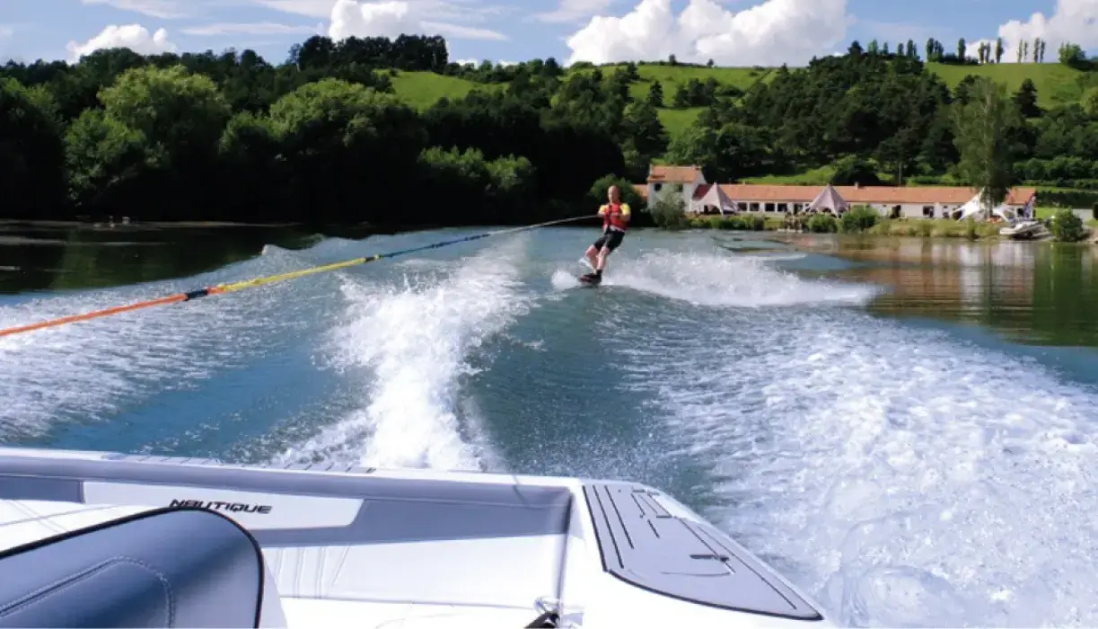 Ezy Lake 6