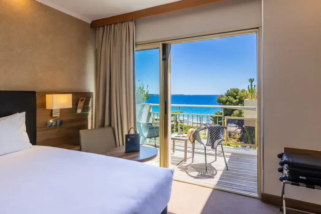 Luxotel Cannes 22