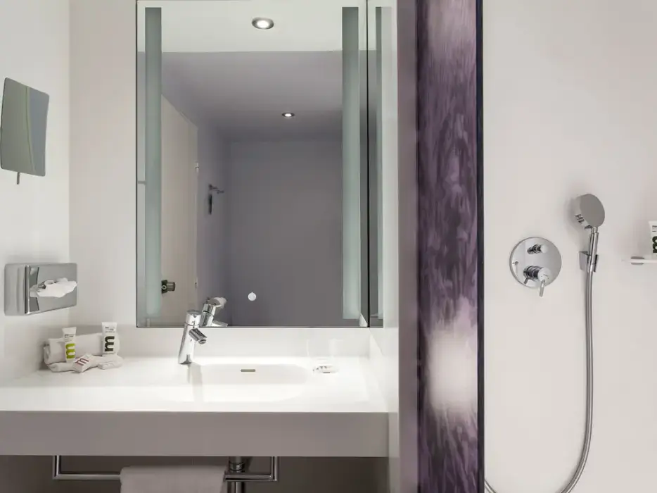 Mercure Marseille Centre Vieux Port 13