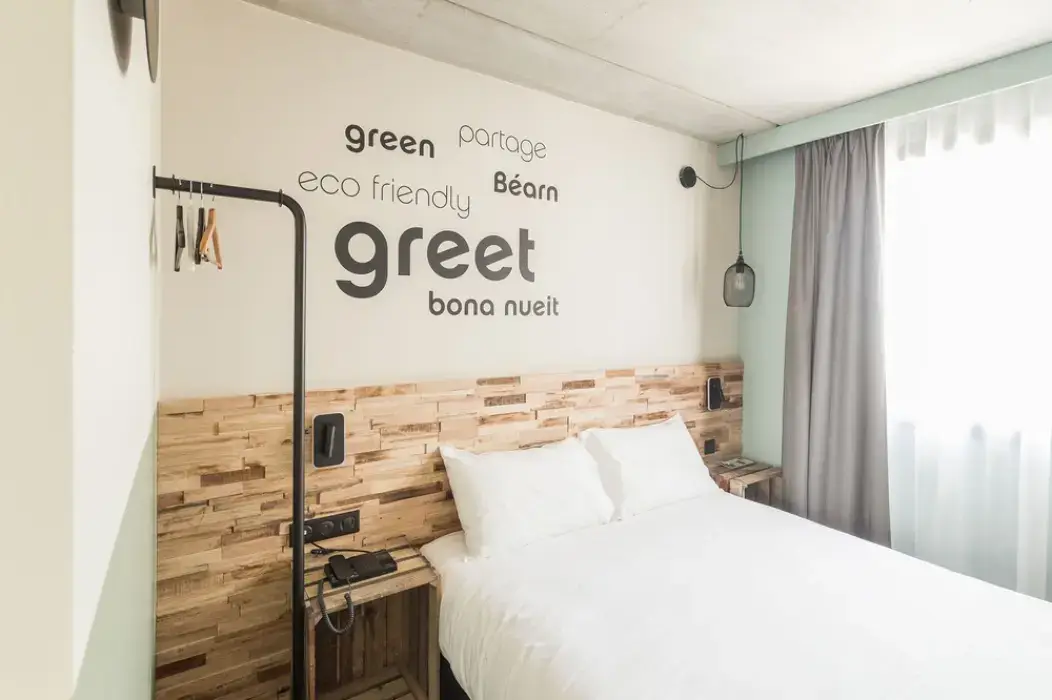 Greet Hotel Orthez Béarn 4