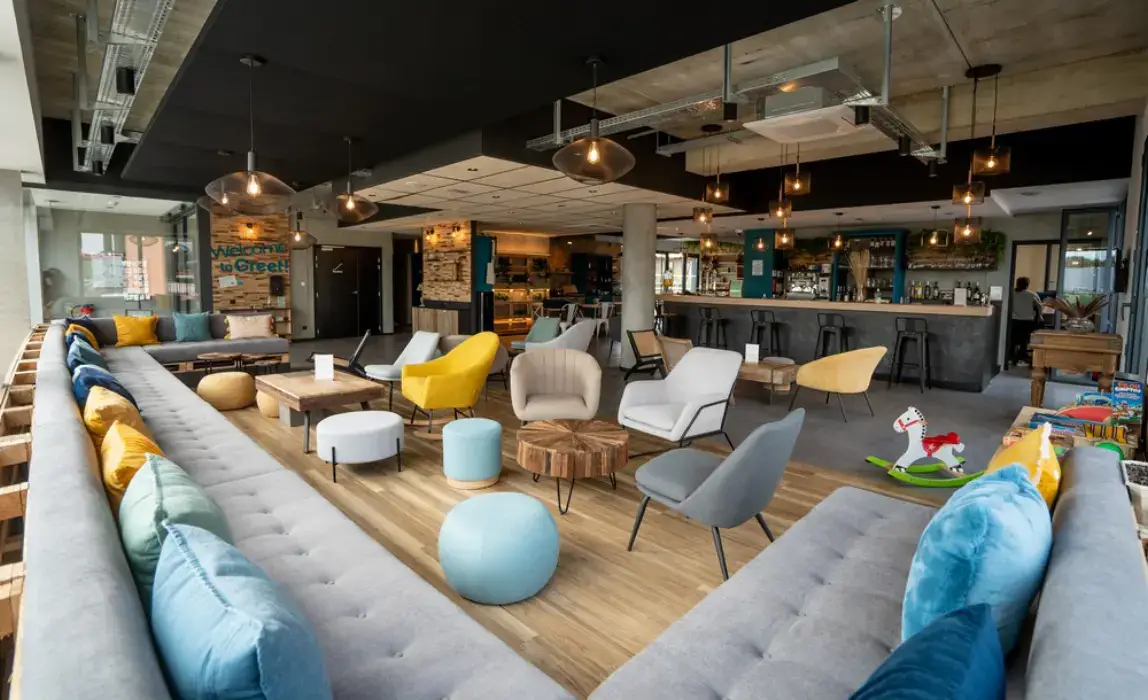 Greet Hotel Orthez Béarn 12