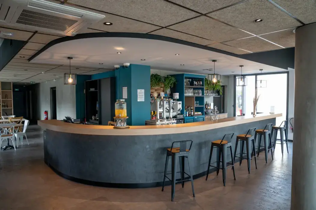 Greet Hotel Orthez Béarn 13