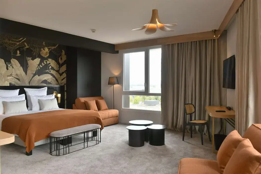 Golden Tulip Reims 2