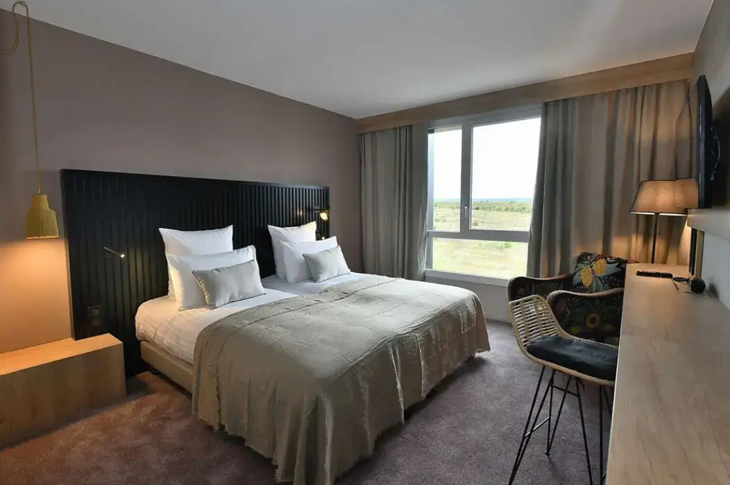 Golden Tulip Reims 9
