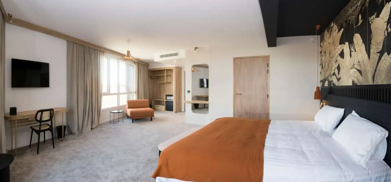 Golden Tulip Reims 15