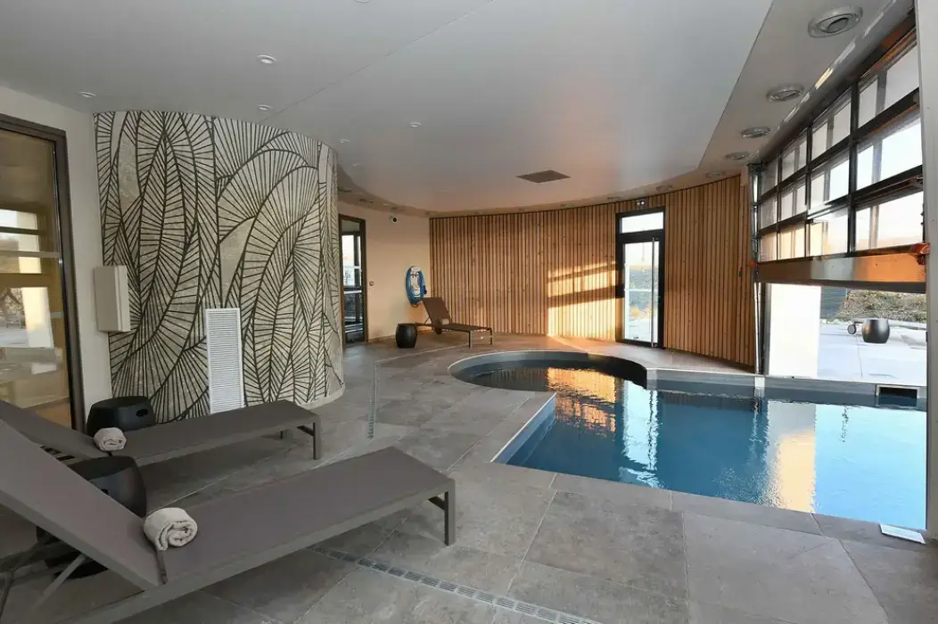Golden Tulip Reims 22