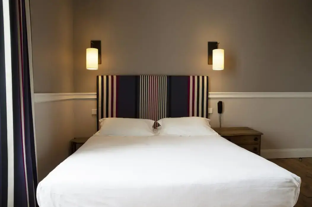 Hôtel St-Julien 13