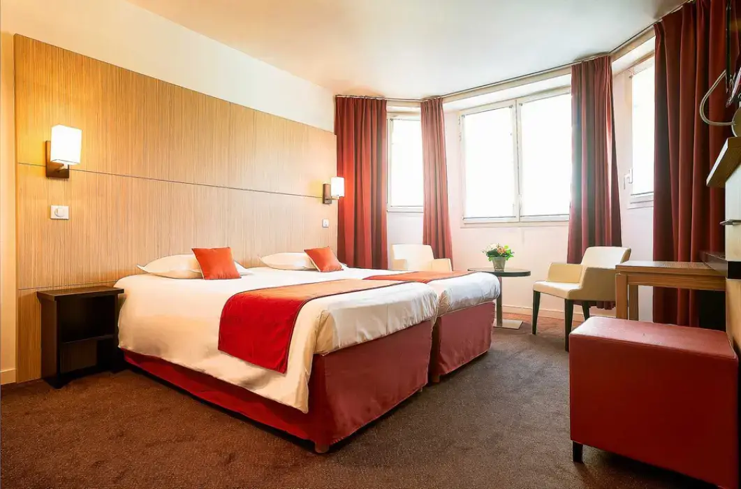 Hôtel Red Fox 5