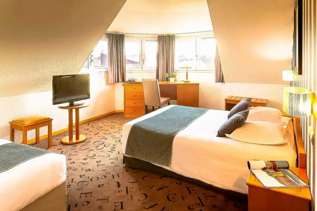 Hôtel Red Fox 6