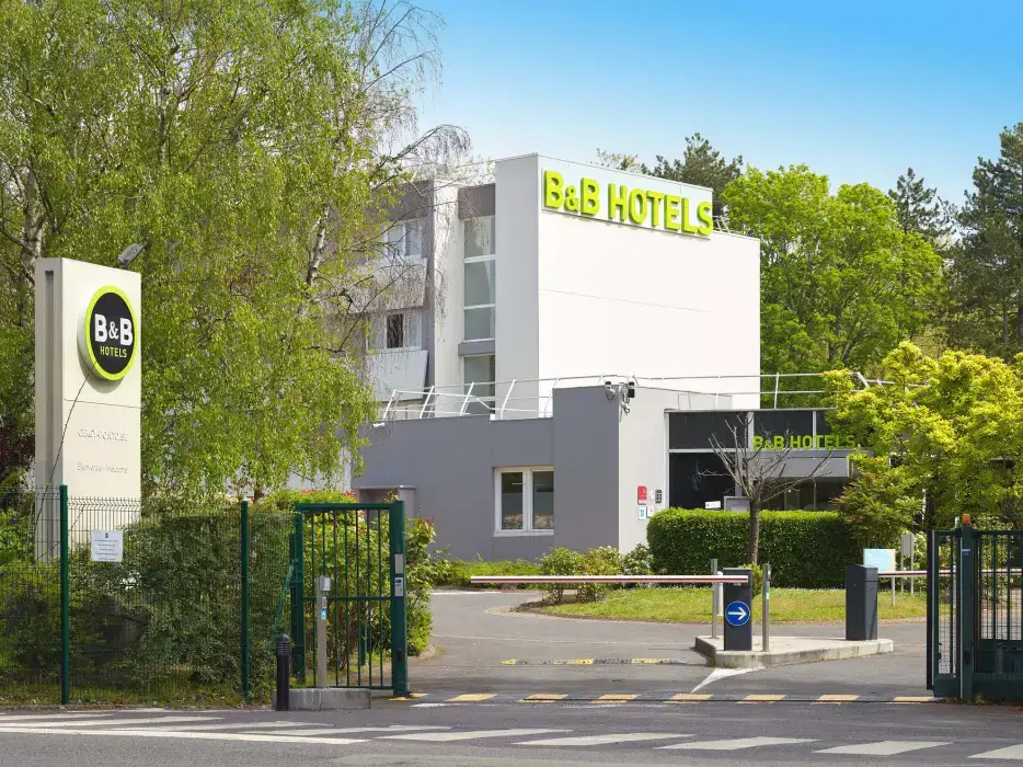 BB hôtel Cergy Port 4* 2