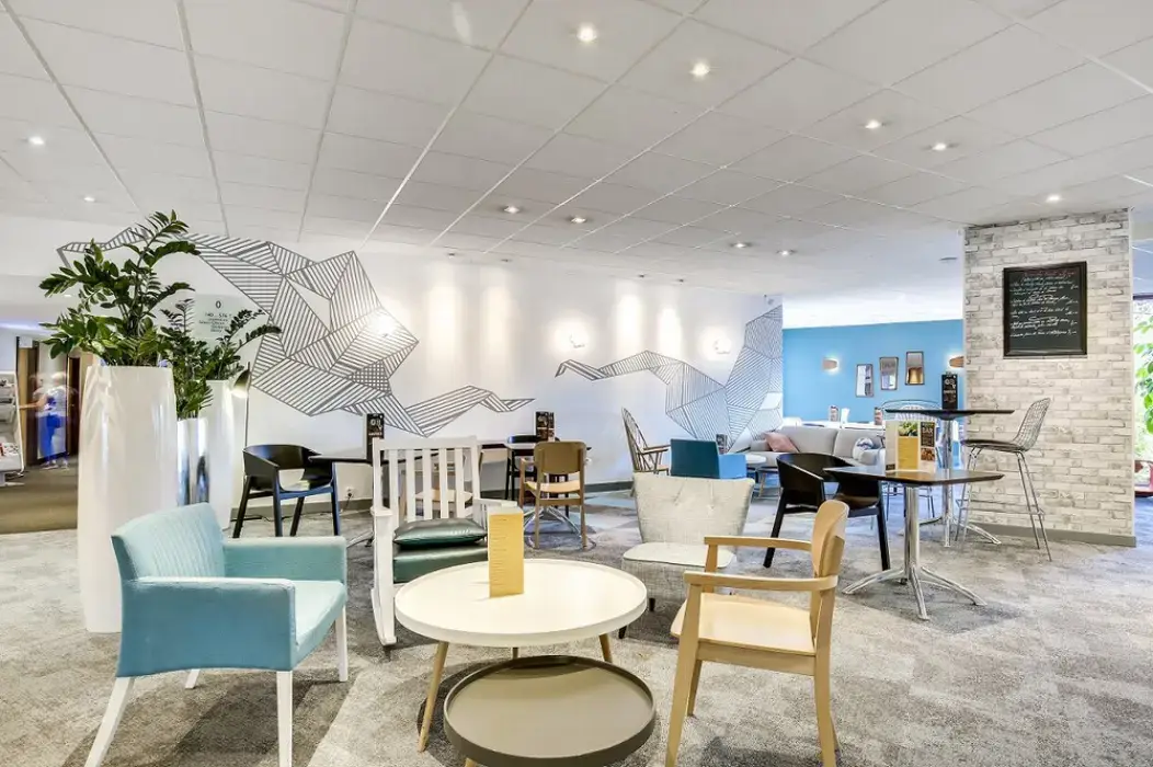 BB hôtel Cergy Port 4* 6
