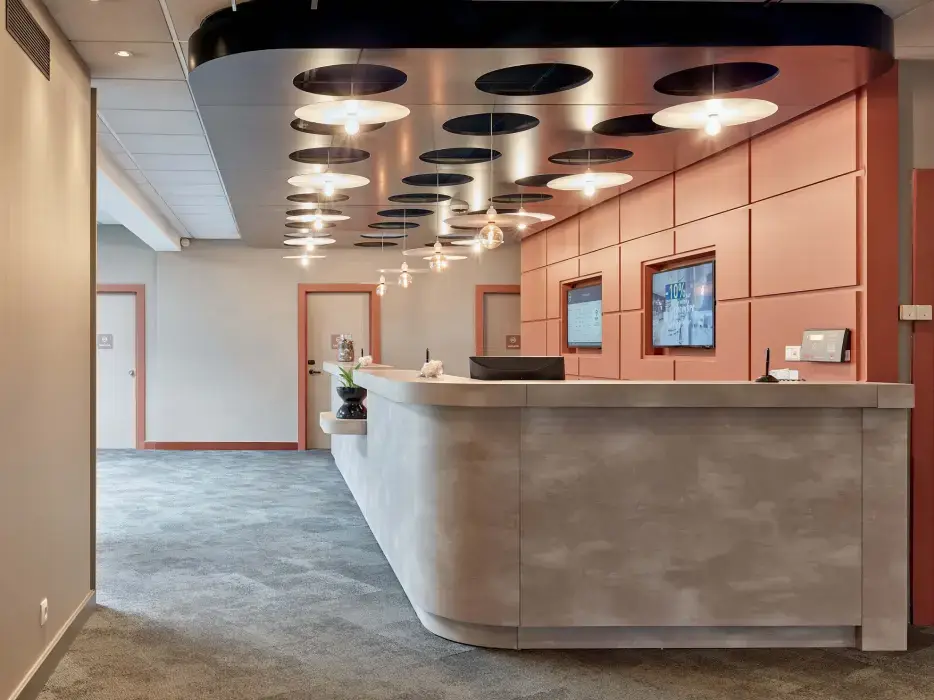 BB hôtel Cergy Port 4* 13