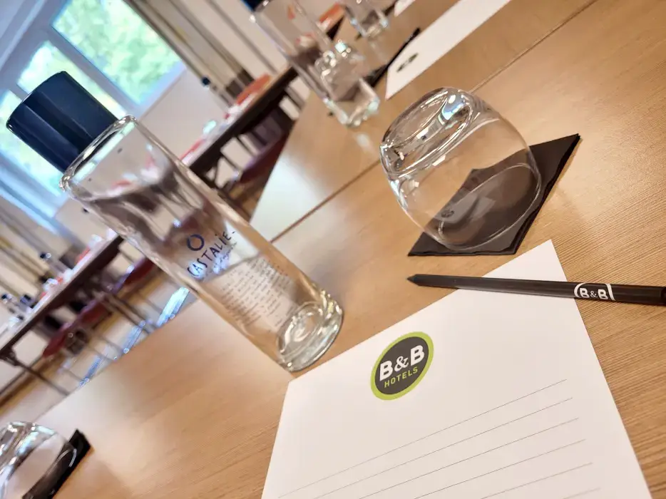 BB hôtel Cergy Port 4* 14