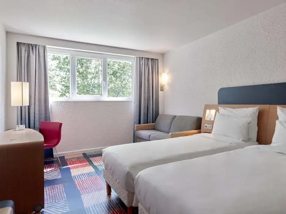 BB hôtel Cergy Port 4* 16
