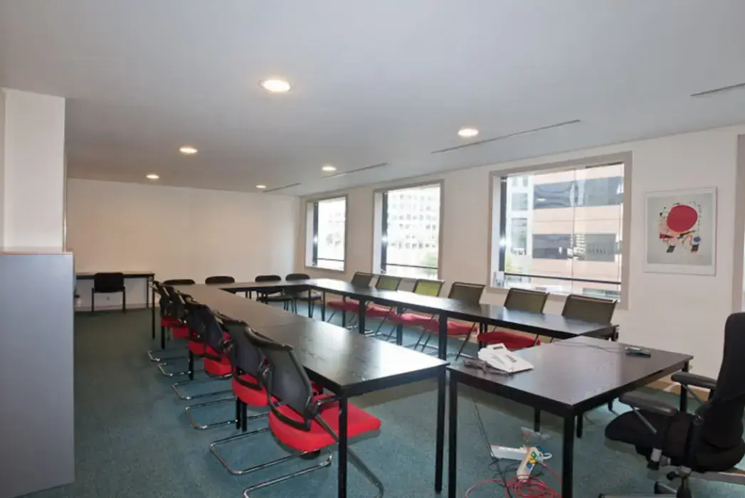 Regus Paris La Défense Tour CB21 2