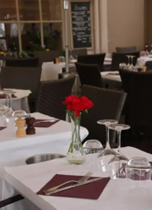 Brasserie les deux ponts 2