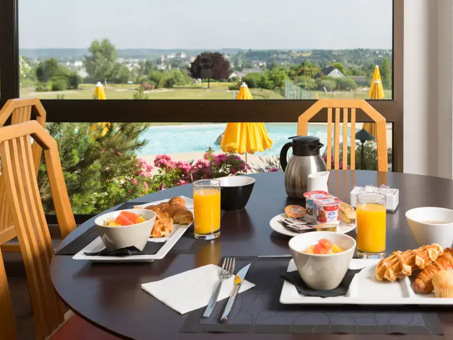 Novotel Amboise 13