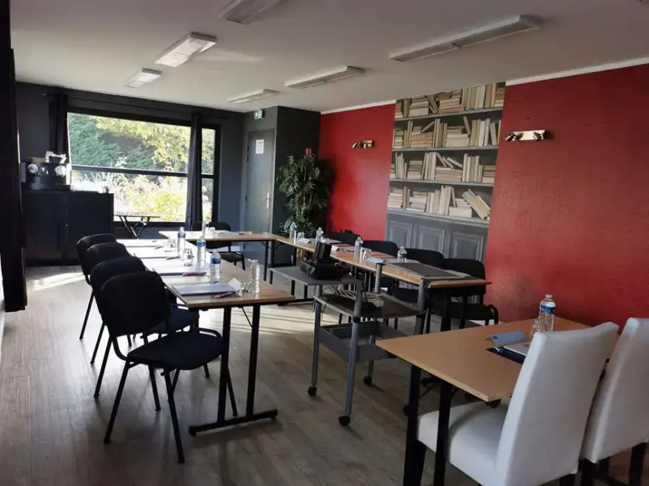 Kyriad Avignon Cap Sud 3