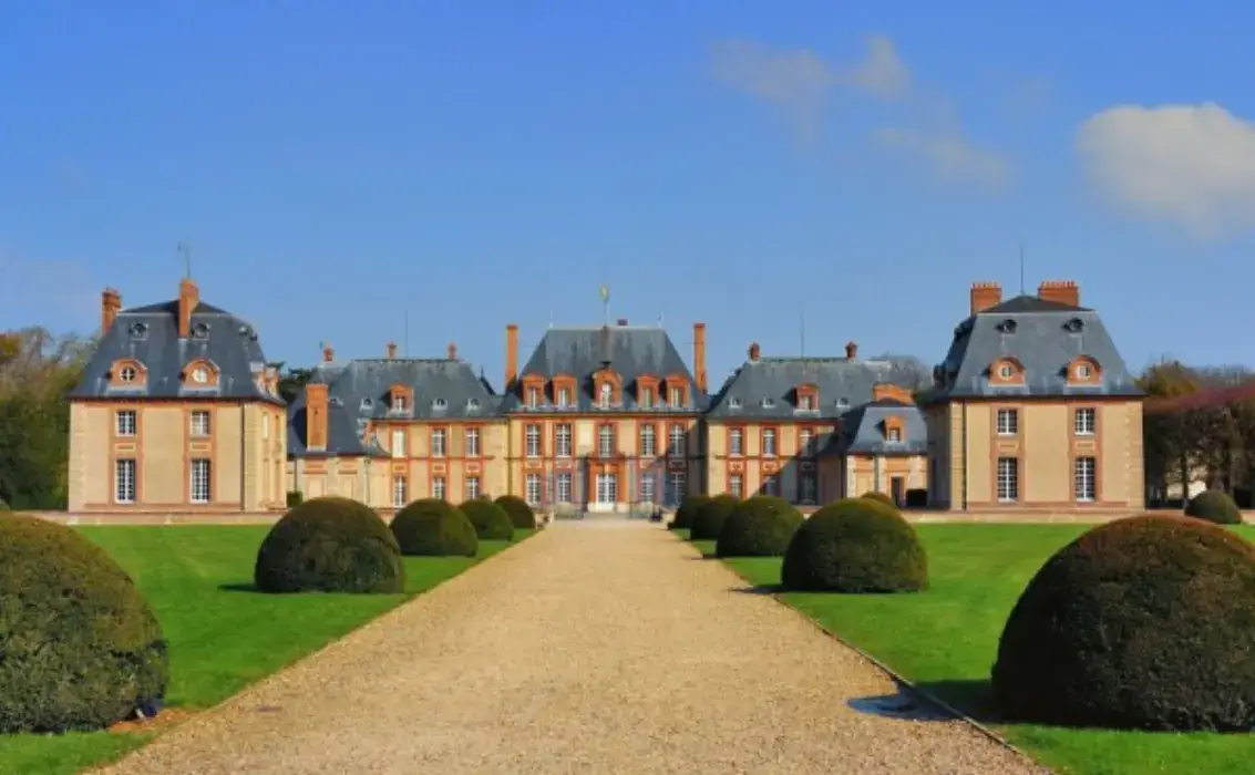 Château et Orangerie de Breteuil 6