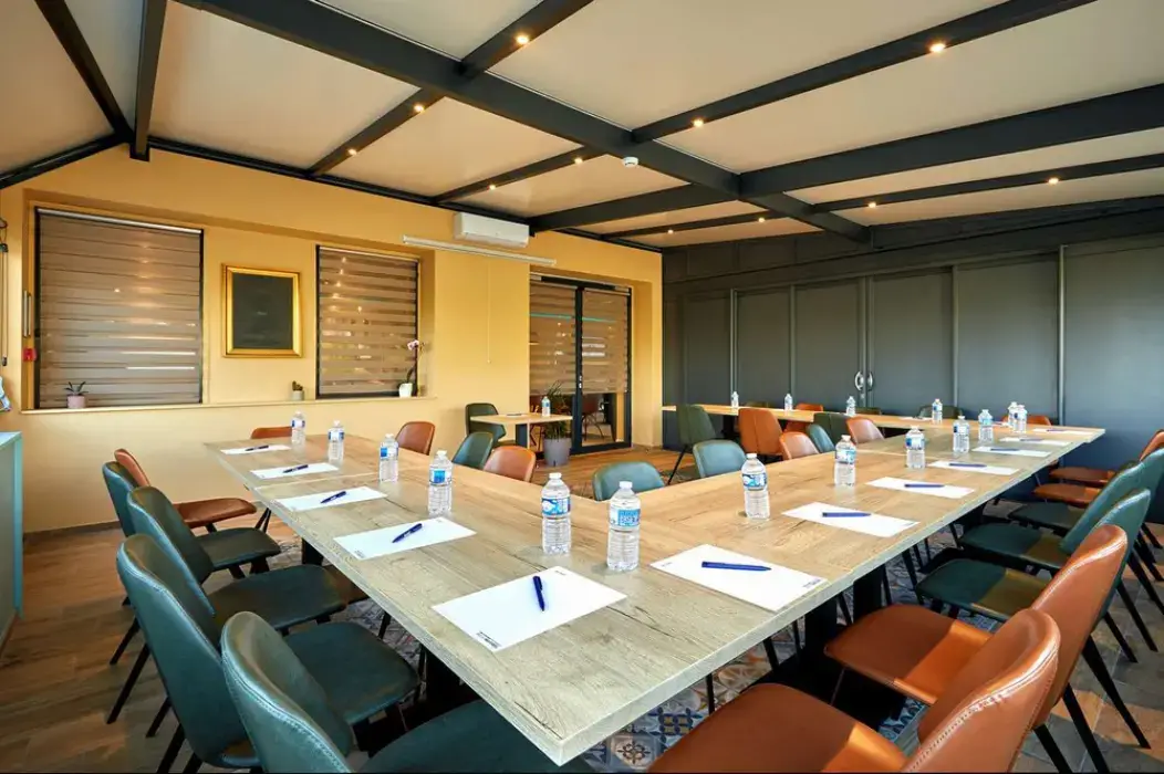 Kyriad La Roche-sur-Yon 15