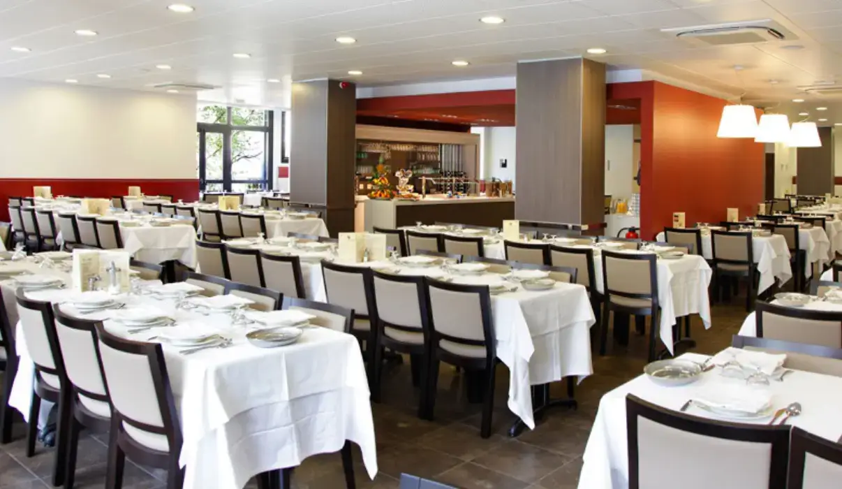 Hôtel Méditérranée Lourdes 11