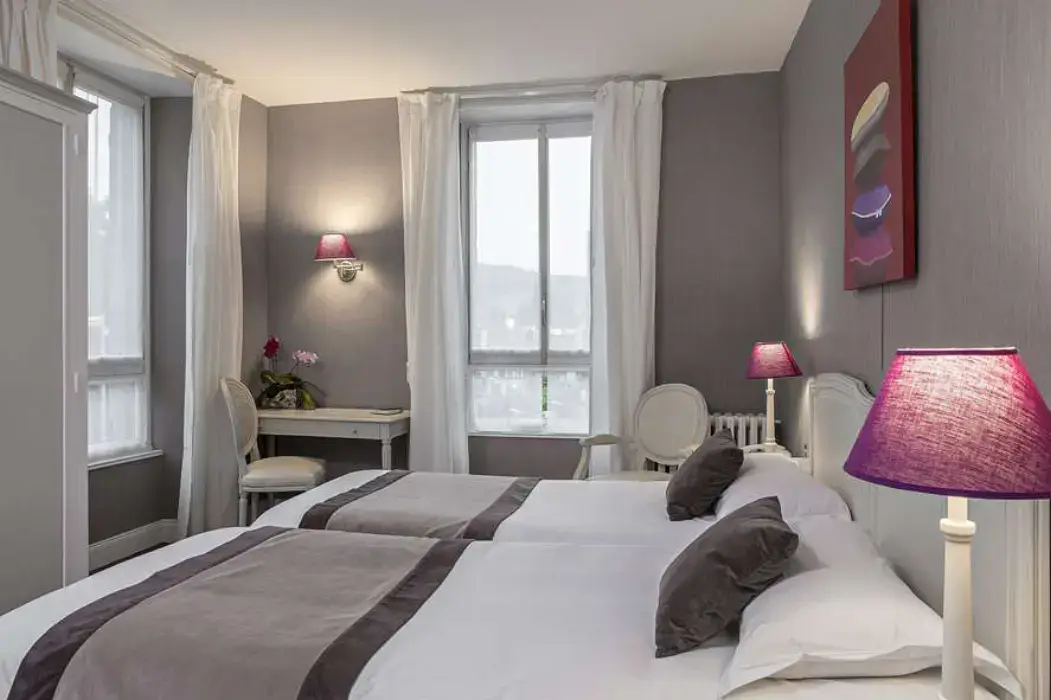 Best Western Grand Hôtel de Bordeaux 9
