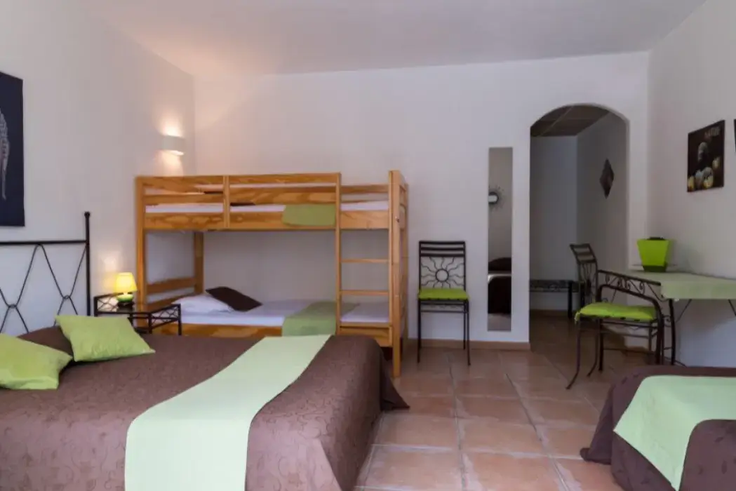 The Originals City Hôtel Le Village Provençal 9