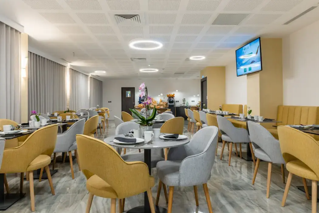 Brit Hotel Paris Orly Rungis 2
