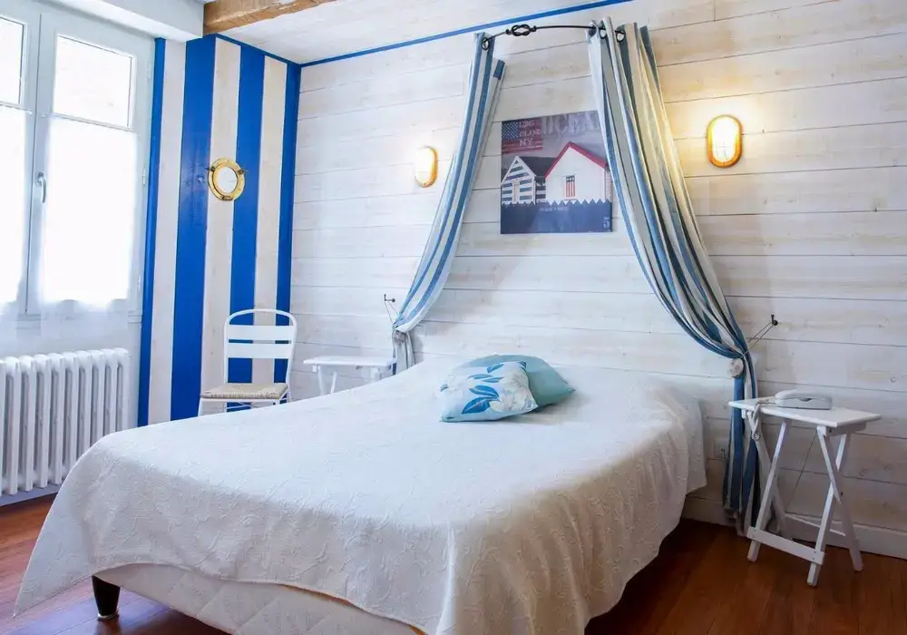 Hostellerie du Vieux Moulin 12