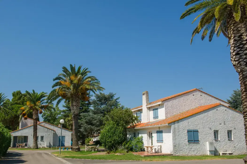 Domaine du Mas Blanc 2
