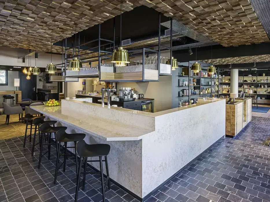 Ibis Styles Laval Centre Gare 2