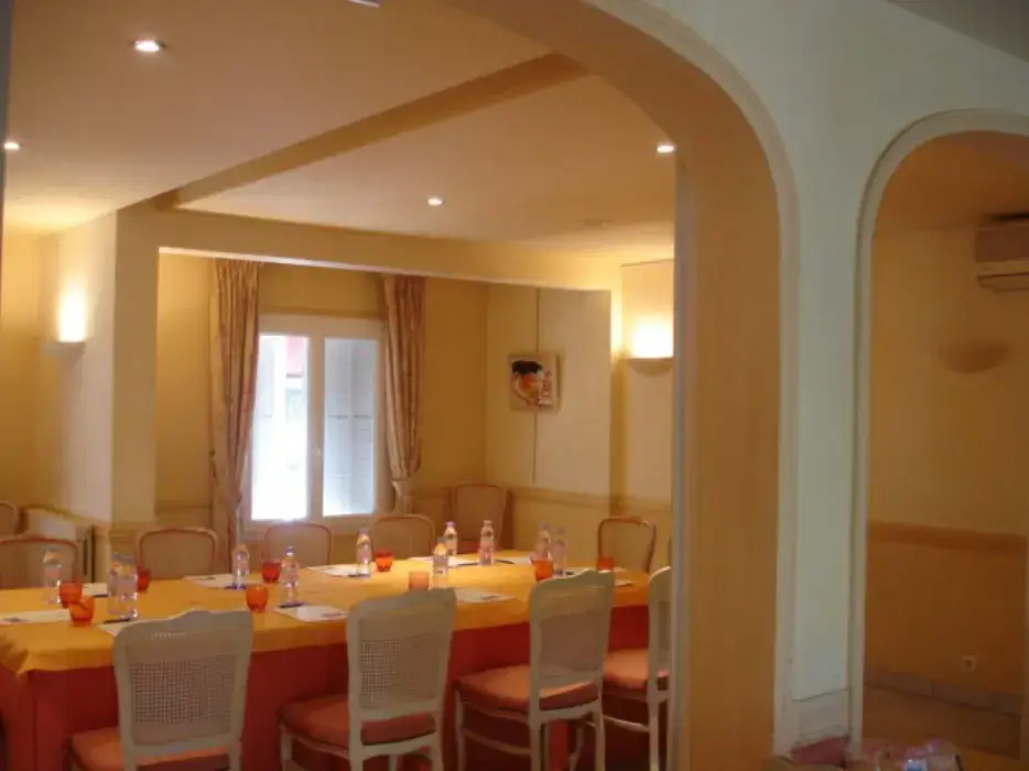 Hôtel Mireille 4