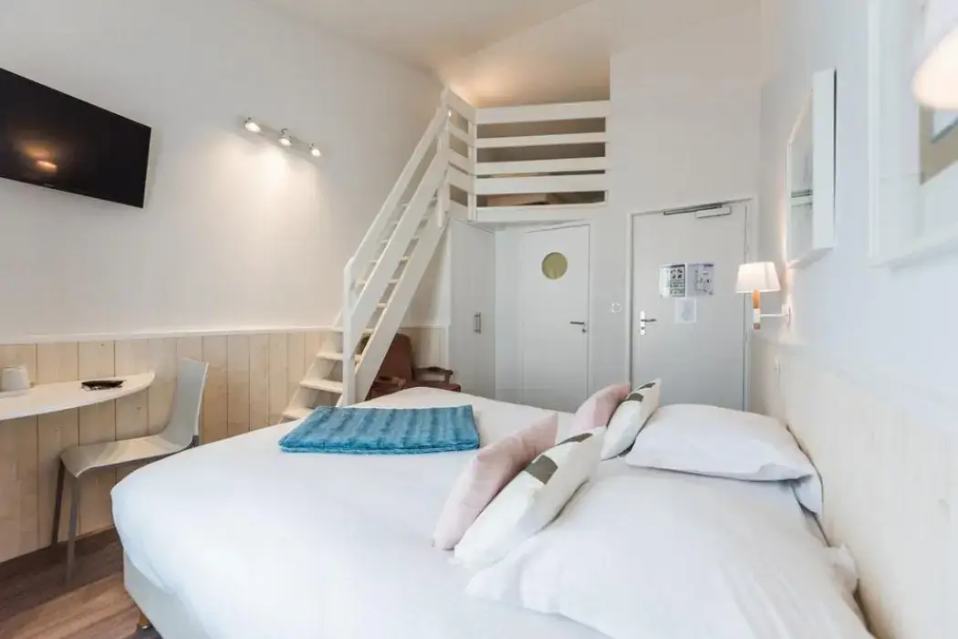 Hôtel la Jetée 8