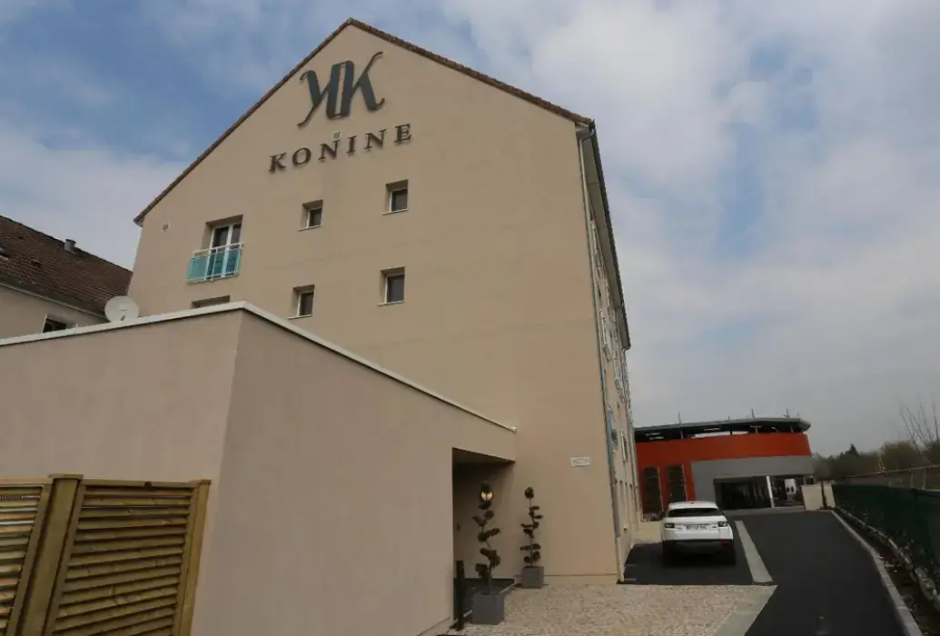Le Konine 2