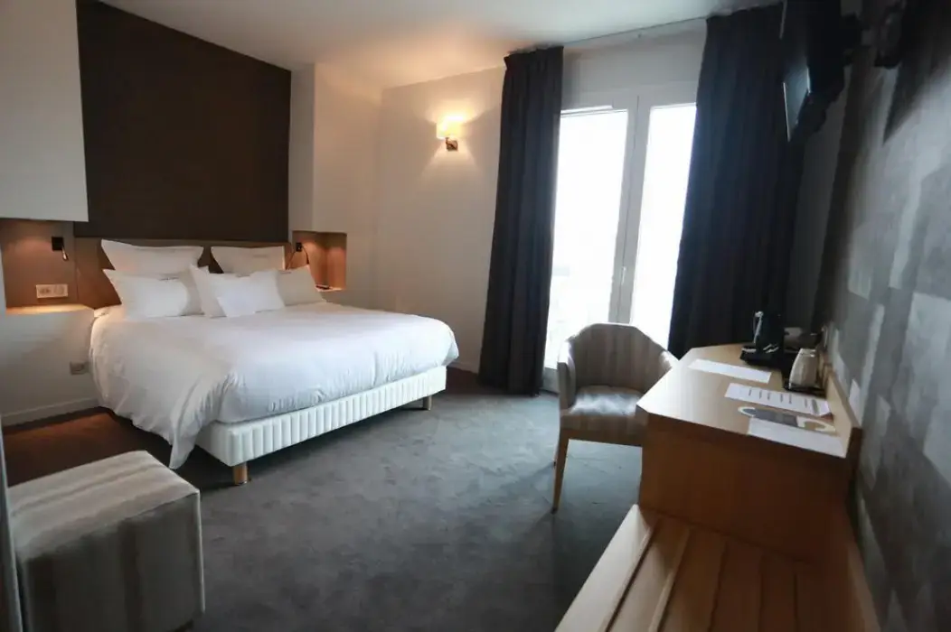 Le Konine 8