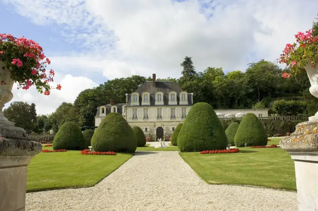 Château de Beaulieu Hôtel Restaurant et Spa 3