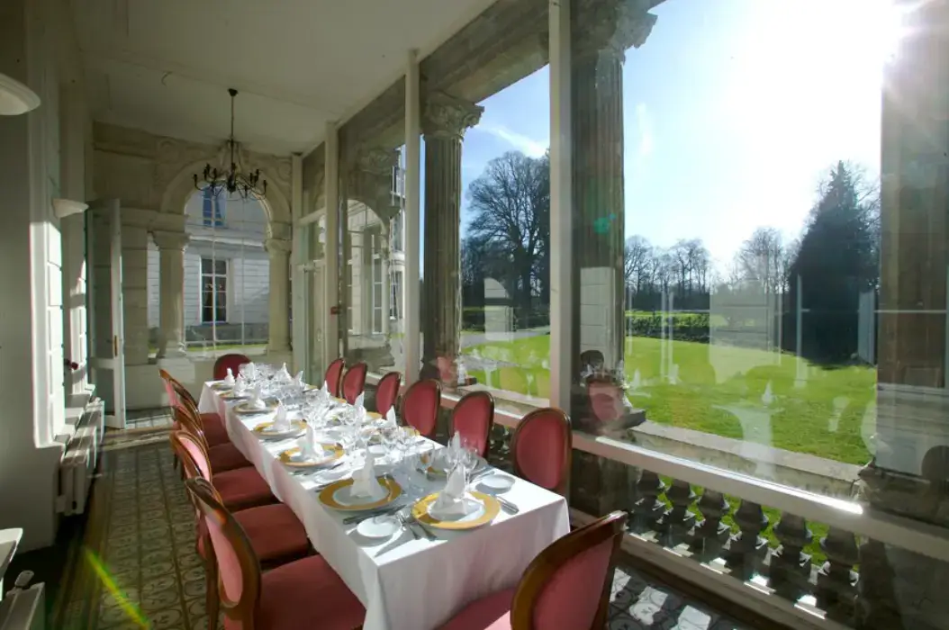 Château d'Aubry du Hainaut 5
