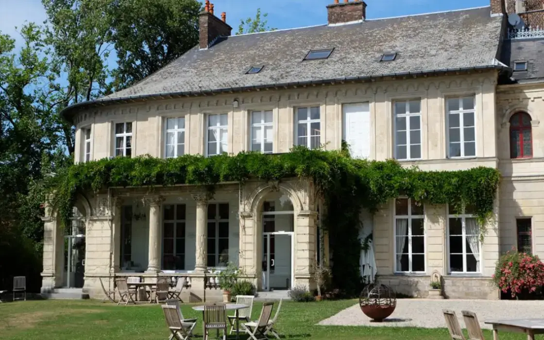 Château d'Aubry du Hainaut 8