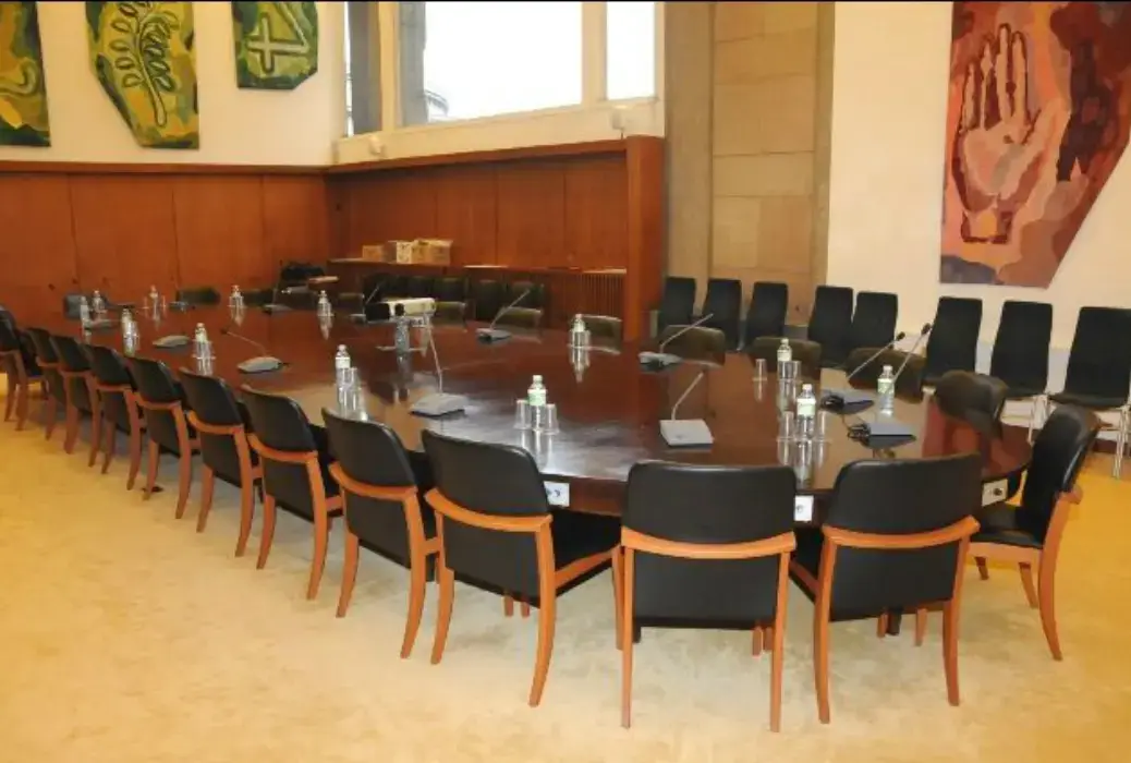 Palais d'Iéna 7