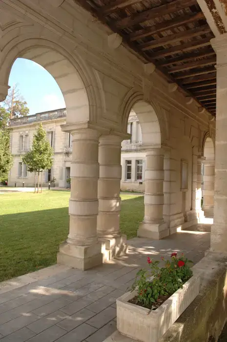 Chateau La Chèze 3